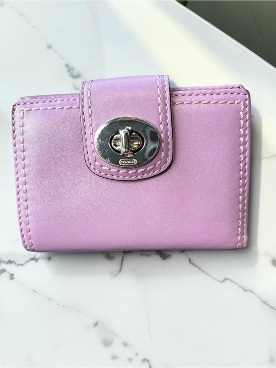 Coach Handbags - Coach Lilac Purple Leather Bifold Wallet with Turnlock Closure